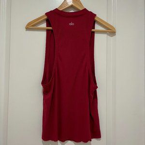 Alo yoga Heat-Wave Tank XS Red velvet
